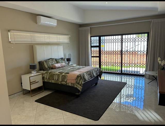 3 BEDROOM TOWNHOUSE FOR SALE IN WATERKLOOF RIDGE